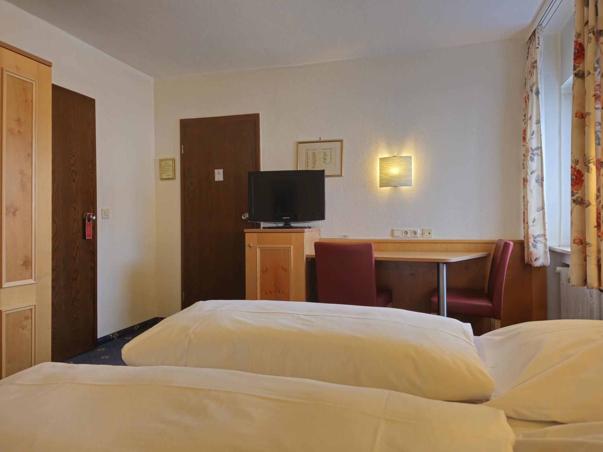 Arrivel Am Bergson - Bisher Hotel Neuner Мюнхен Екстер'єр фото