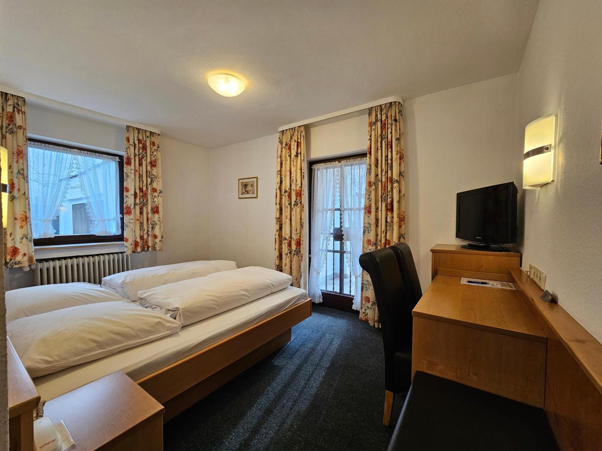 Arrivel Am Bergson - Bisher Hotel Neuner Мюнхен Екстер'єр фото