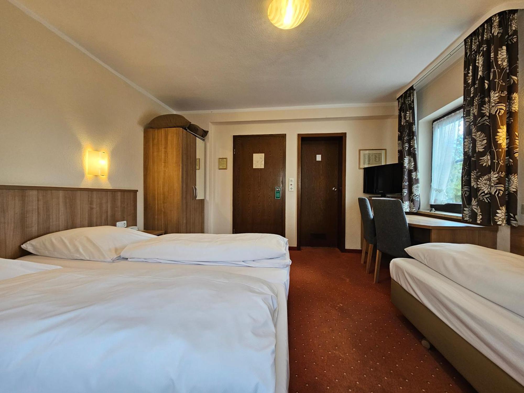 Arrivel Am Bergson - Bisher Hotel Neuner Мюнхен Екстер'єр фото