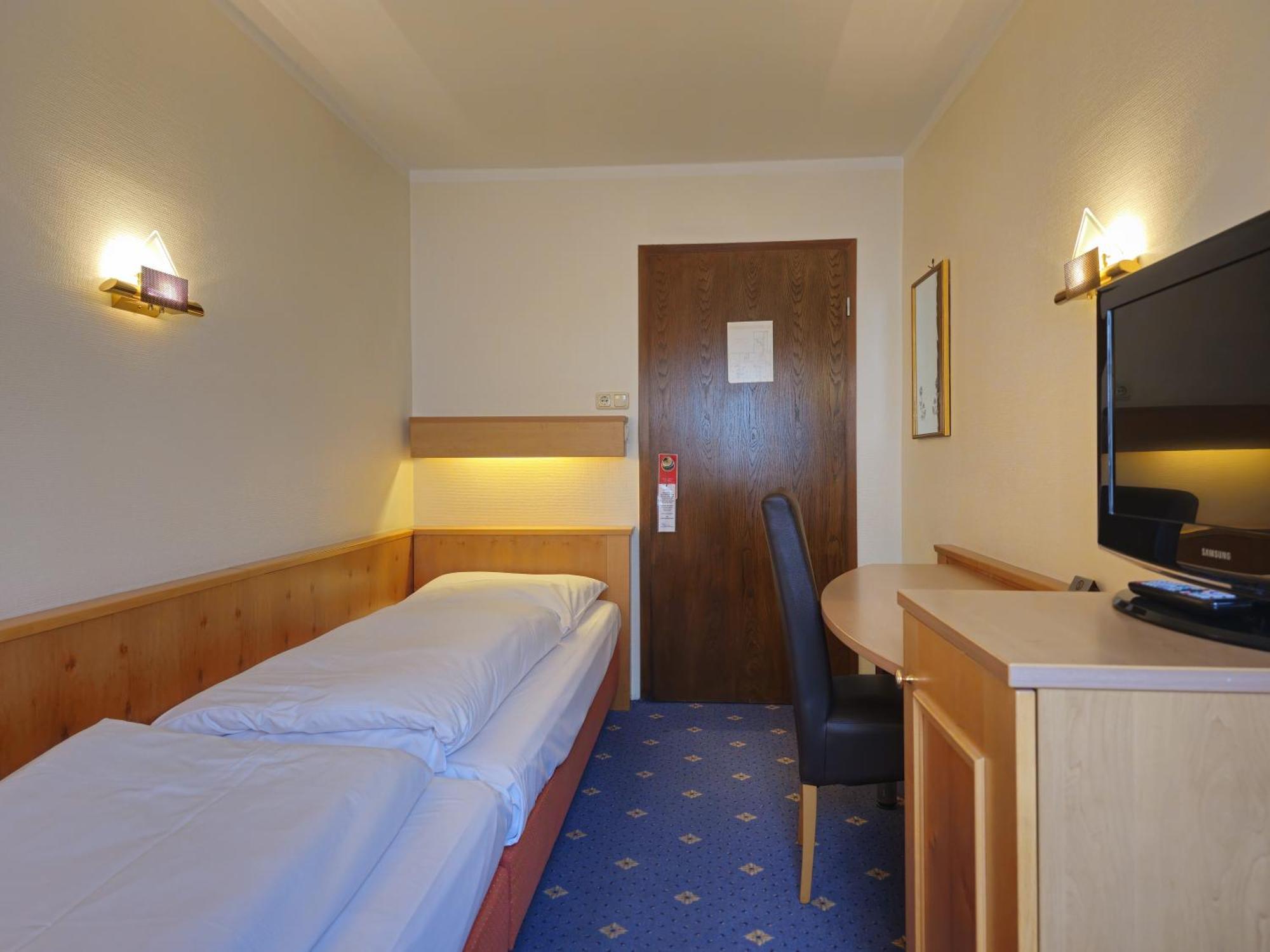 Arrivel Am Bergson - Bisher Hotel Neuner Мюнхен Екстер'єр фото