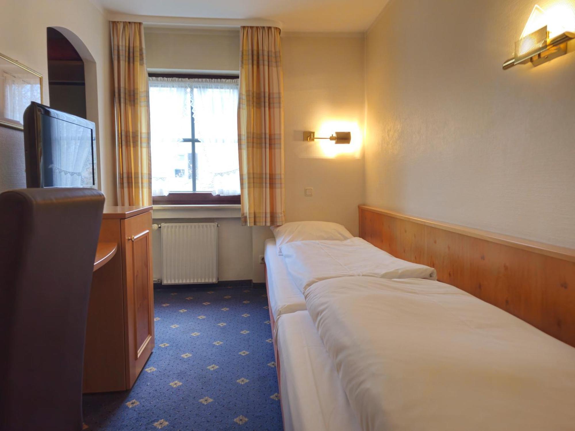 Arrivel Am Bergson - Bisher Hotel Neuner Мюнхен Екстер'єр фото