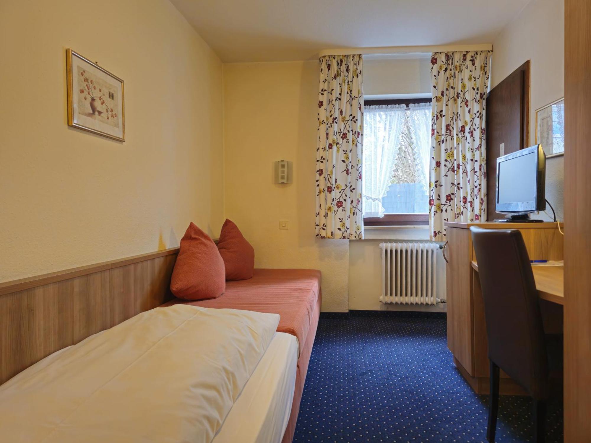 Arrivel Am Bergson - Bisher Hotel Neuner Мюнхен Екстер'єр фото
