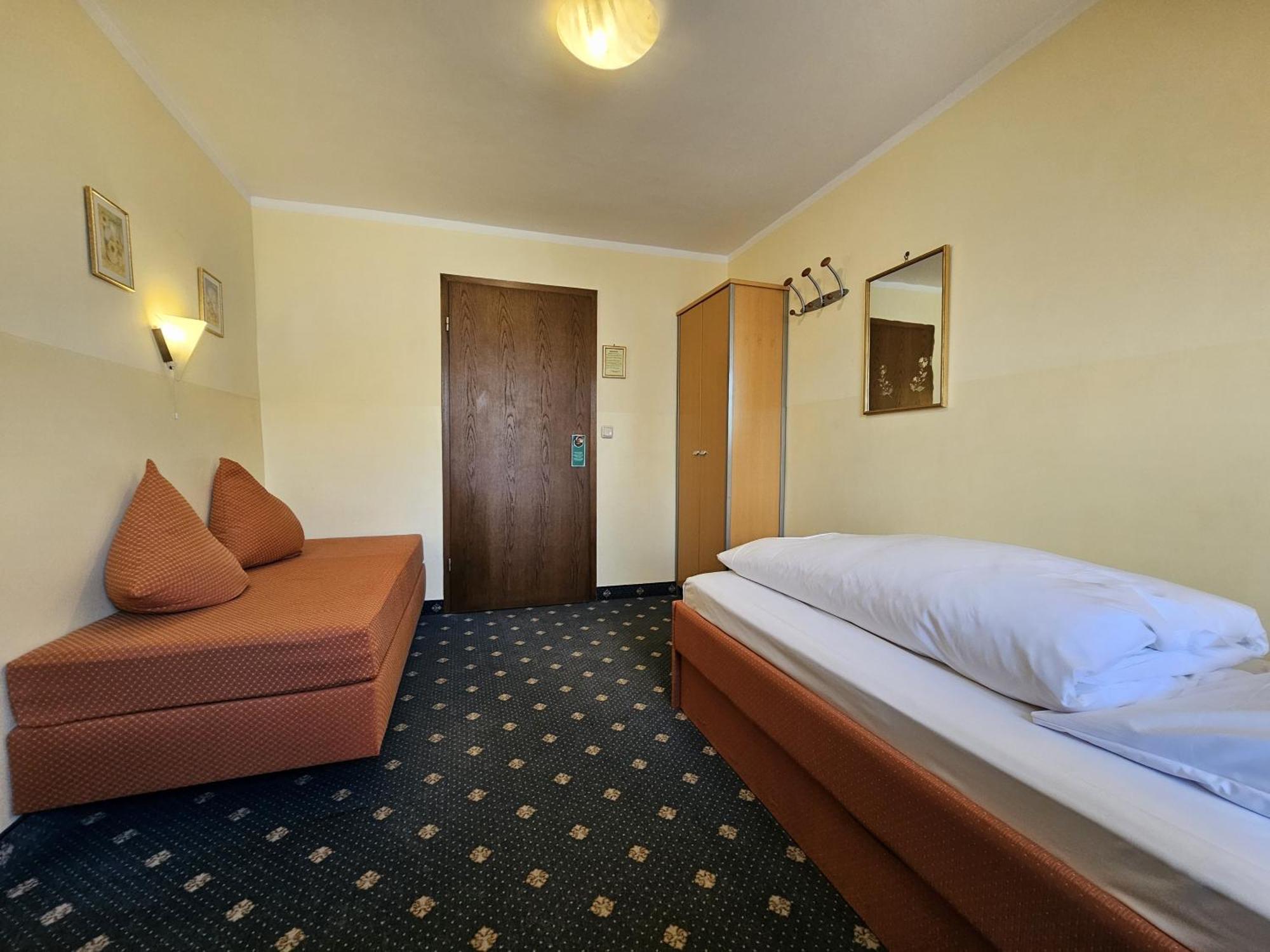 Arrivel Am Bergson - Bisher Hotel Neuner Мюнхен Екстер'єр фото