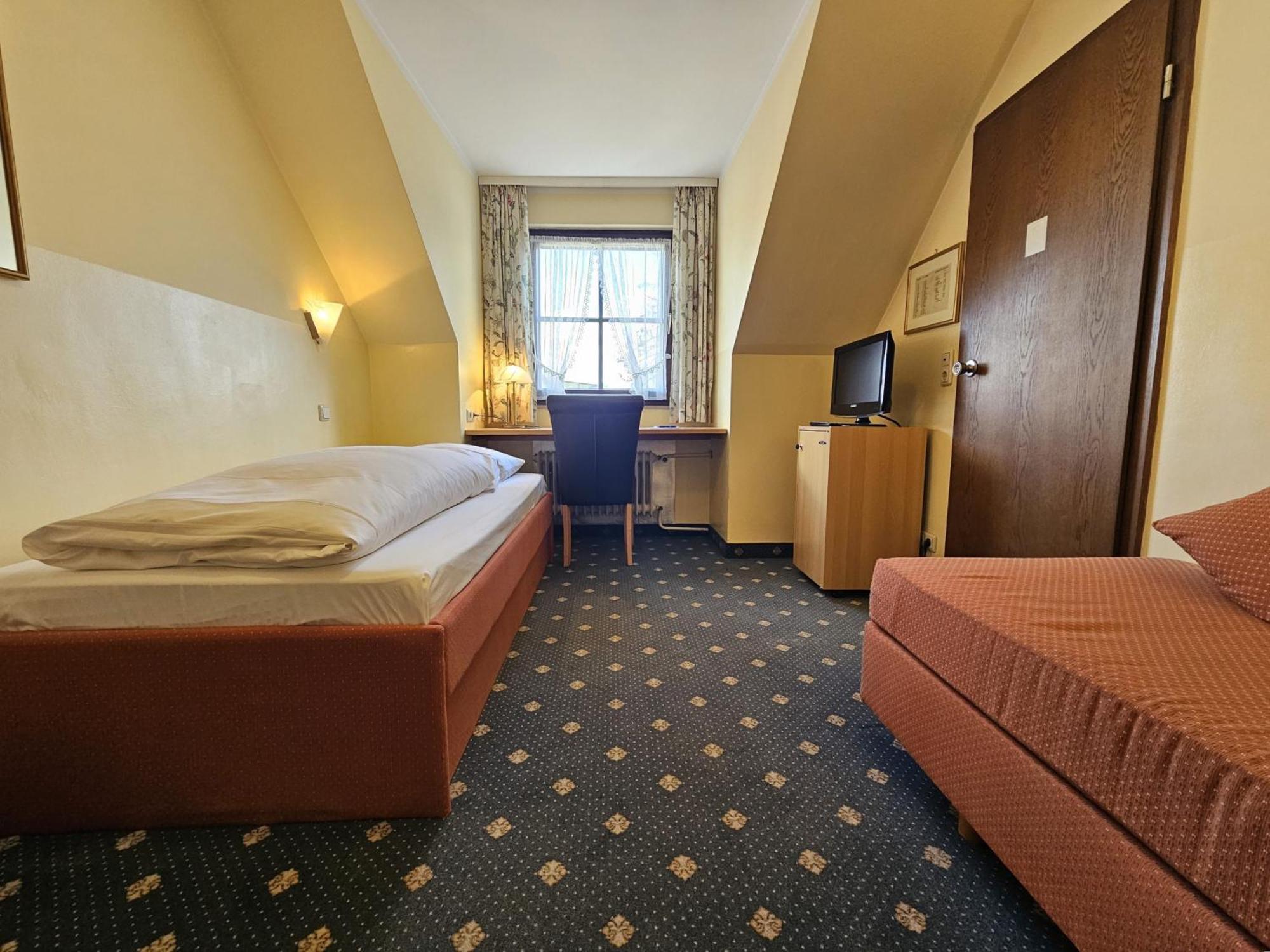 Arrivel Am Bergson - Bisher Hotel Neuner Мюнхен Екстер'єр фото
