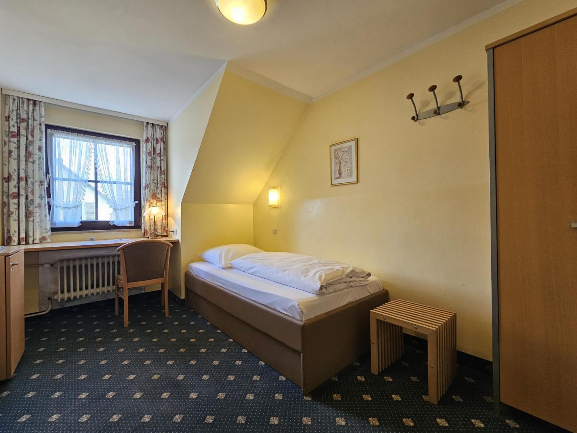 Arrivel Am Bergson - Bisher Hotel Neuner Мюнхен Екстер'єр фото